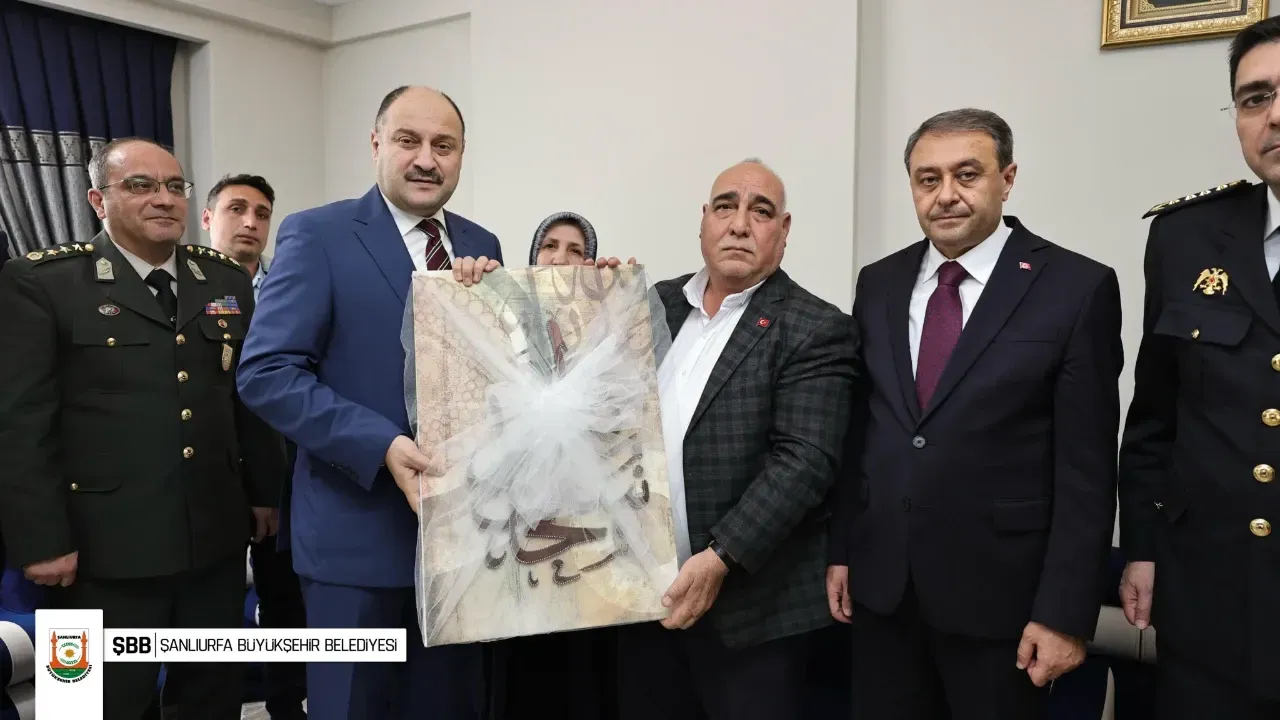 Başkan Gülpınar’dan Şehit Ailelerine Ziyaret