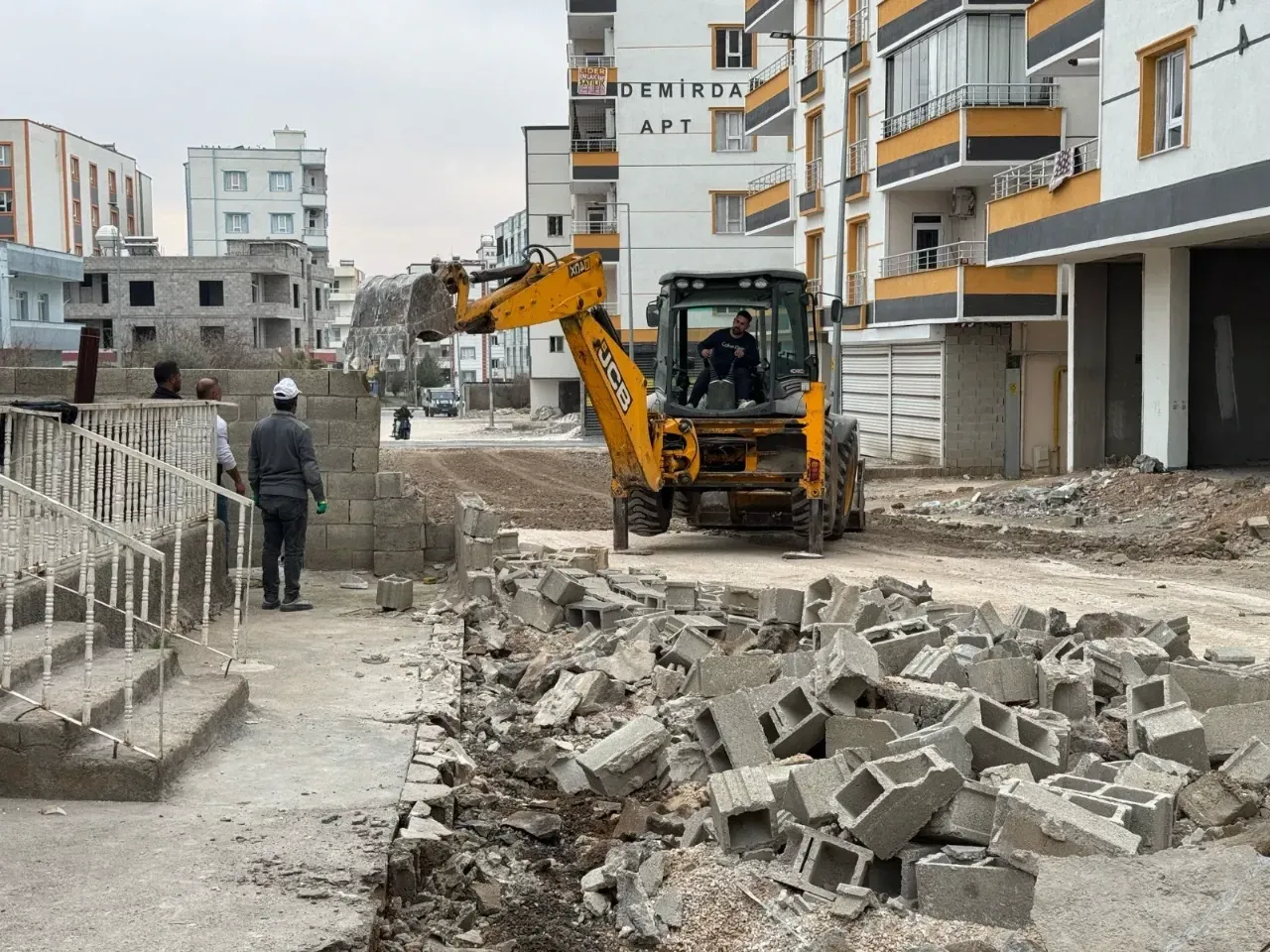 Ceylanpınar Belediyesi, imara aykırı yapılara göz açtırmayacak