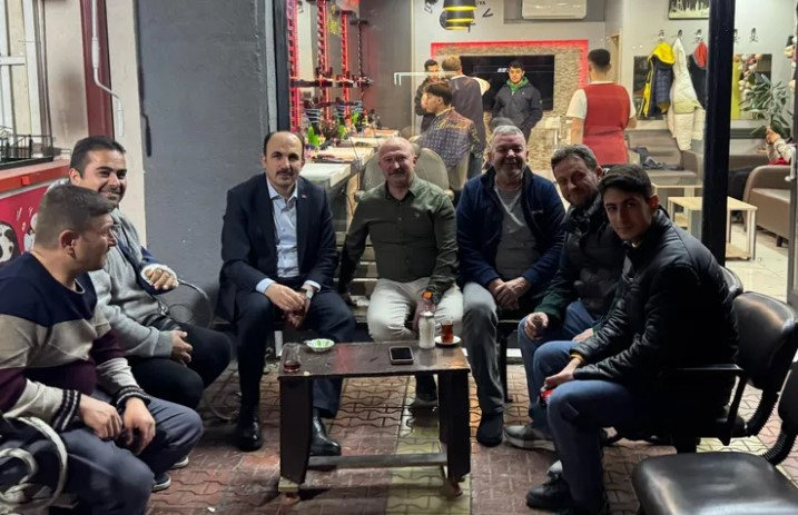 Başkan Altay, Esnafın Çay Davetine Katıldı