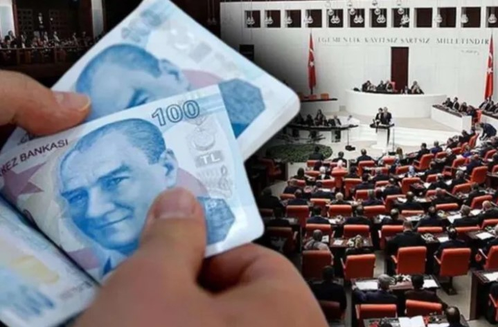 Emeklinin Umudu TBMM'de: Beklenen Kanunun İlk 4 Maddesi Kabul Edildi