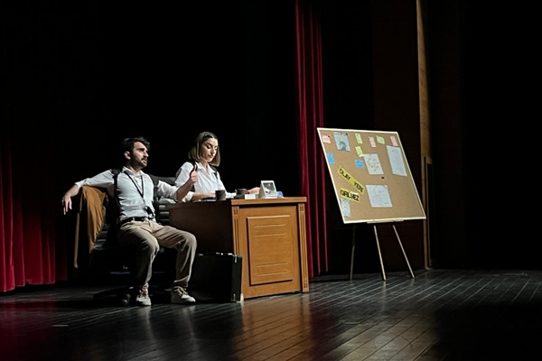 RTEÜ'de &Prime;Ölü Tanıklar&Prime; oyunu sahnelendi