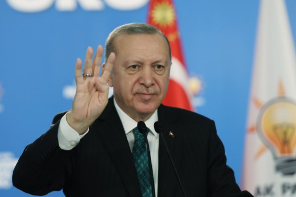 Cumhurbaşkanı Erdoğan, Azerbaycanlı mevkidaşı Aliyev ile telefonda görüştü