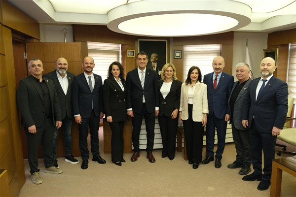 Giresun Belediyesi’nde bayramlaşma programı düzenlendi