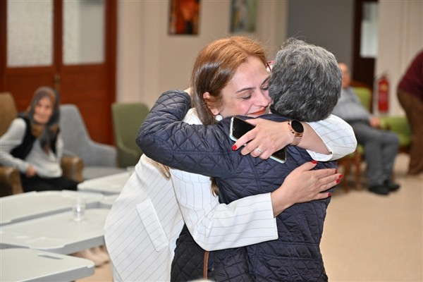 Manisa'da huzurevi sakinleri ziyaret edildi