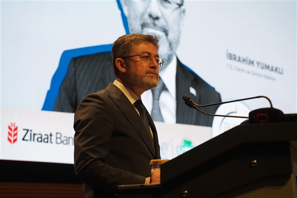 Bakan Yumaklı, Alparslan Türkeş’i andı