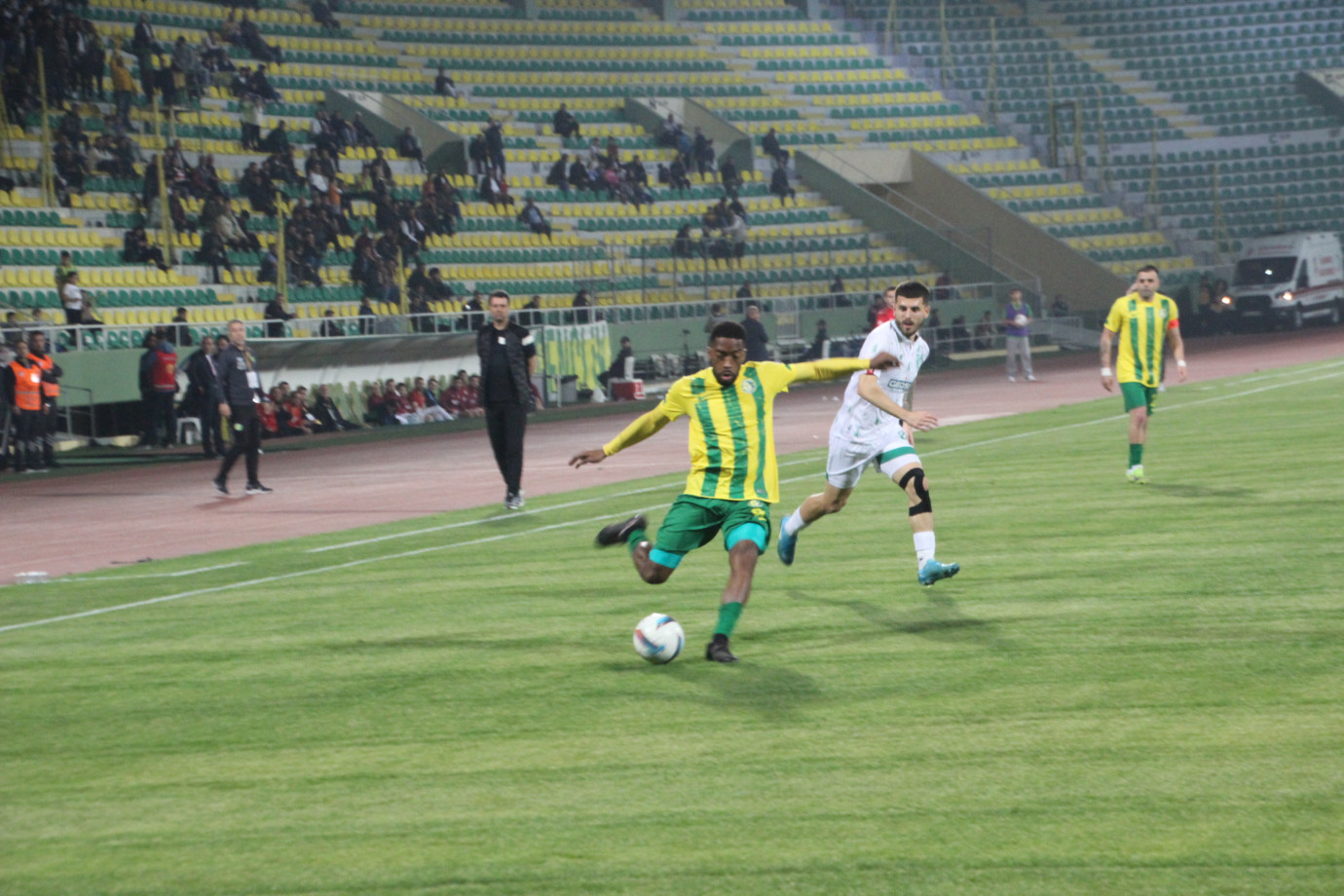 Şanlıurfaspor İlk Yarıyı Önde Tamamladı