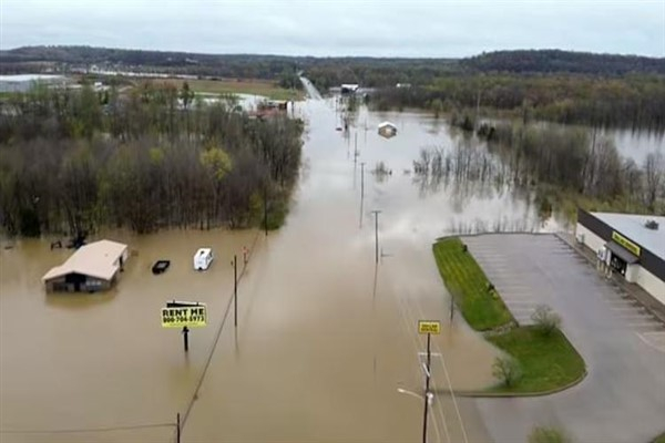ABD'de fırtına, sel ve kasırgada ölenlerin sayısı 12 oldu