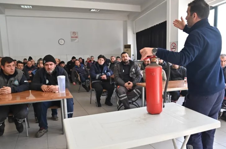 Manisa İtfaiyesi’nden 3 Ayda 62 Bini Aşkın Kişiye Yangın Eğitimi