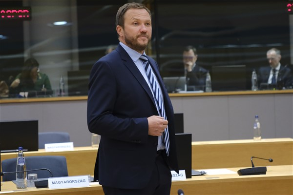 Tsahkna: Ukrayna, adil ve kalıcı bir barışı hak ediyor