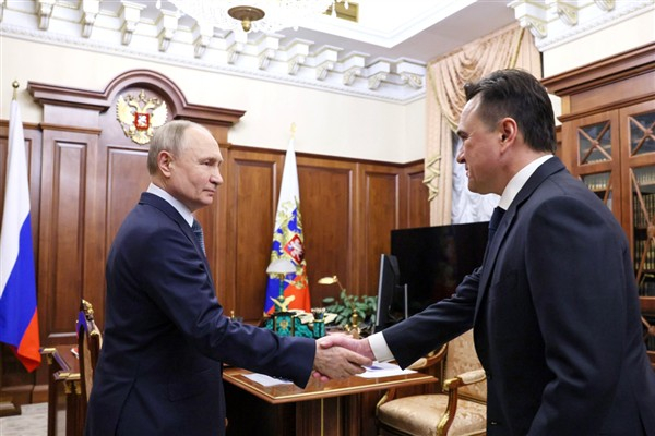 Rusya Devlet Başkanı Putin, Moskova Bölge Valisi Vorobyov ile toplantı yaptı