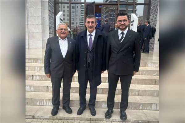 Başkan Büyükkılıç, Cumhurbaşkanı Yardımcısı Yılmaz ile görüştü