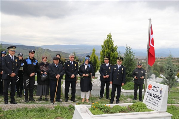 Türk Polis Teşkilatı'nın kuruluş yıl dönümünde Karabük Şehitliği ziyaret edildi