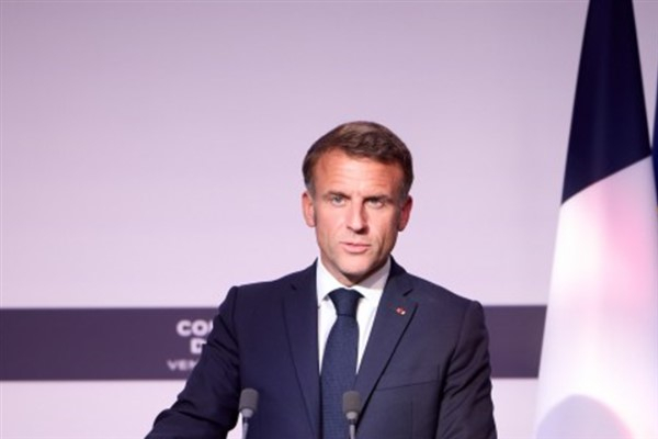 Fransa Cumhurbaşkanı Macron, Sırbistan Cumhurbaşkanı Vucic ile bir araya geldi