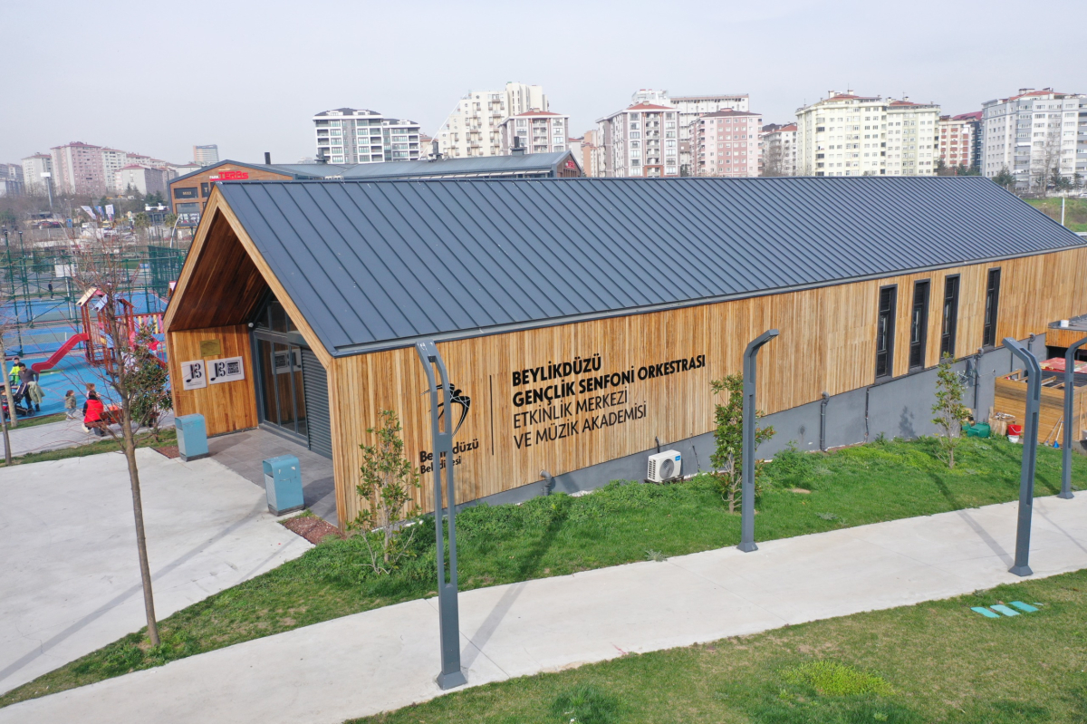 Sanatçı Volkan Konak'ın ismi, Beylikdüzü'nde yaşatılacak