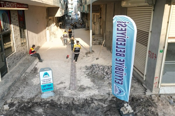 Eyyübiye’de üstyapı yenileme çalışmaları devam ediyor