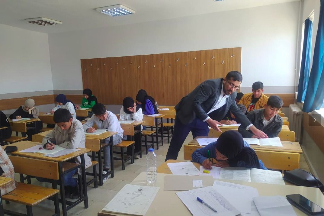 Şanlıurfa'da Öğrenciler 