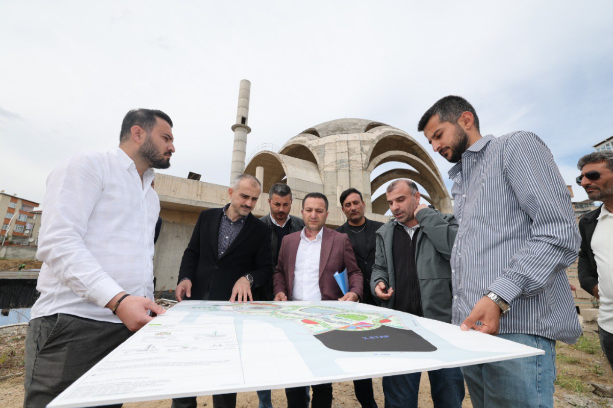 Çayırova Belediye Başkanı Çiftçi,  inşaat çalışmalarını yerinde inceledi