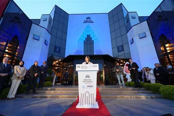 Üsküdar Bağlarbaşı Kültür Merkezi yenilendi