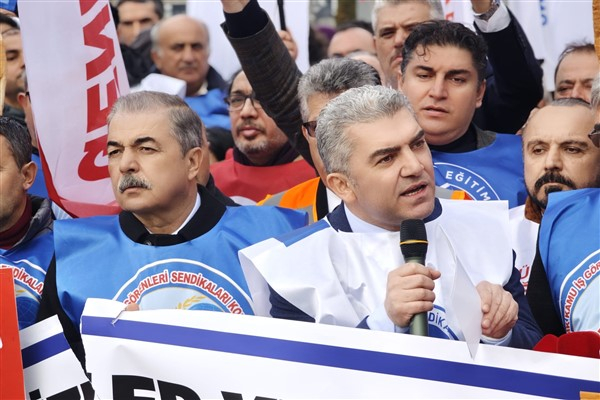 Kuruoğlu: Proje okulu uygulaması, başından itibaren yanlış bir mantığa dayanmaktadır