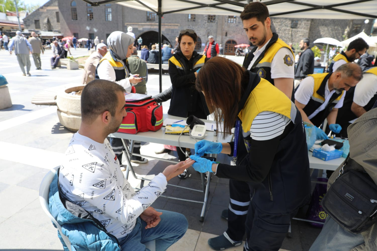 Diyarbakır Büyükşehir Belediyesi'nden ücretsiz sağlık taraması
