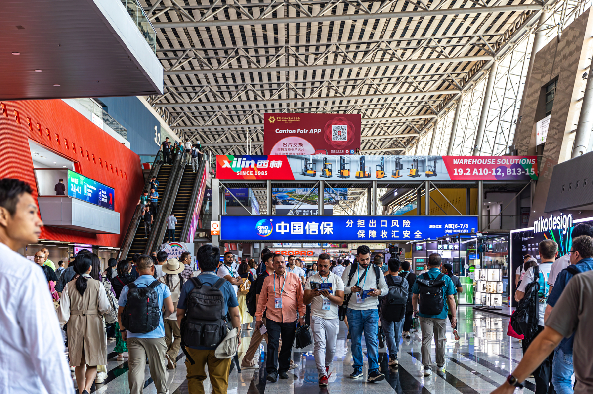 137. Kanton Fuarı’na 110 binden fazla yabancı alıcı katıldı