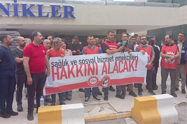 DİSK Dev Sağlık-İş: Hakkımızı alana kadar mücadeleye devam edeceğiz