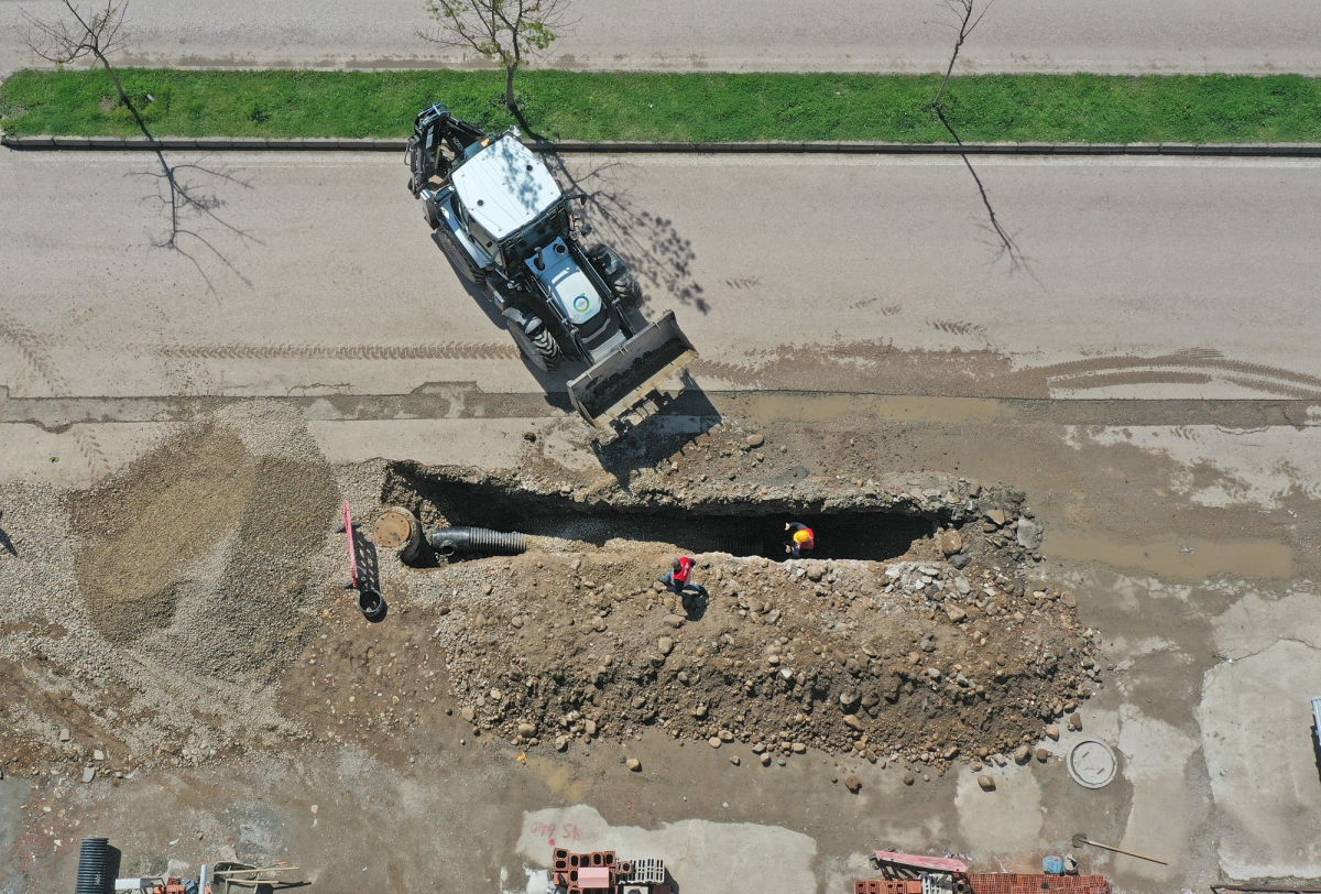 Ordu Büyükşehir Belediyesi'nden Fatsa'ya yağmur suyu hattı çalışması