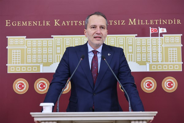 Erbakan: Askeri vesayet kalktı, Beştepe vesayeti geldi!