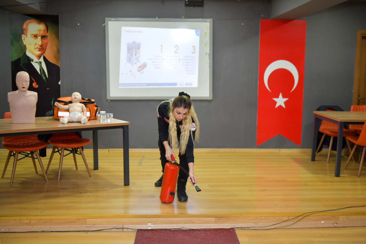 Esenyurt Belediyesi, afetlere karşı hazırlıklarını sürdürüyor