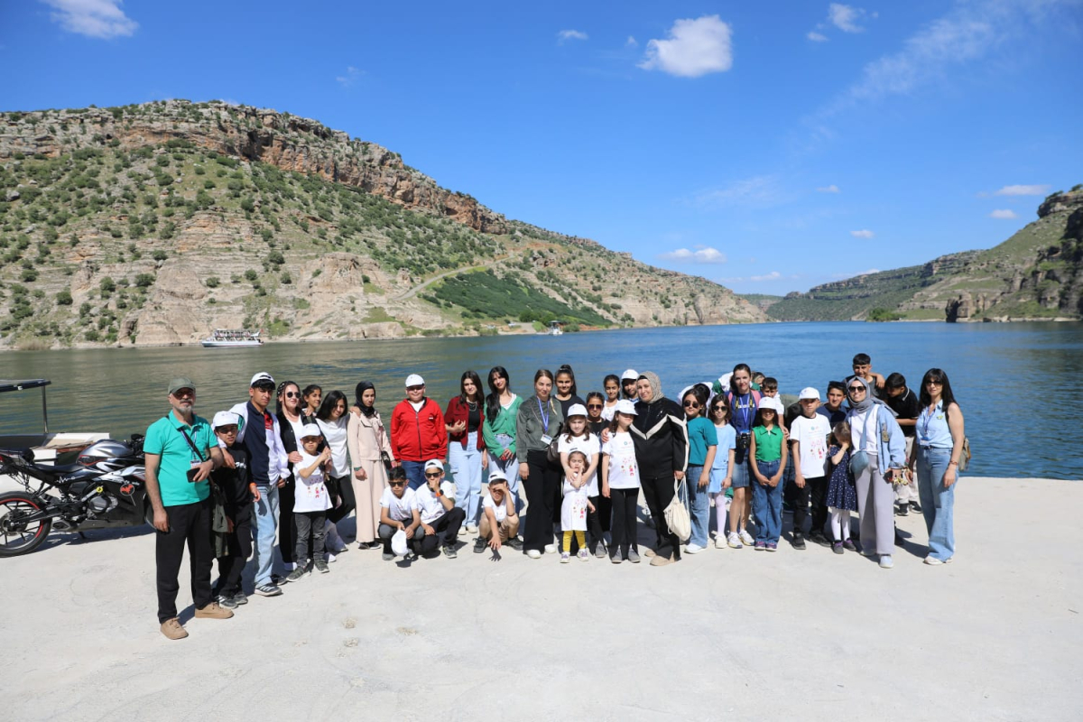 Diyarbakır'da kültürel ve tarihi geziler düzenleniyor