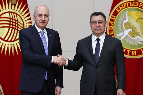 TBMM Başkanı Kurtulmuş, Kırgız Cumhurbaşkanı Caparov ile görüştü