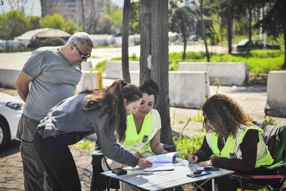 ABB tarafından 668 arı yetiştiricisine toplam 65 bin 840 kilogram arı yemi dağıtıldı