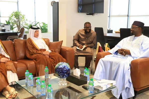 Katarlı Bakan Al Muraikhi’nin Senegal temasları sürüyor