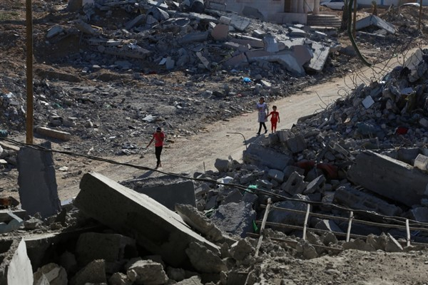 UNRWA: Gazze’de 300’e yakın UNRWA personeli hayatını kaybetti