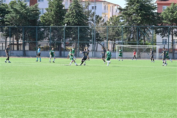 1. Amatör Futbol Mürüvvet Başdeğirmen Ligi’nin şampiyonu DSİ Spor