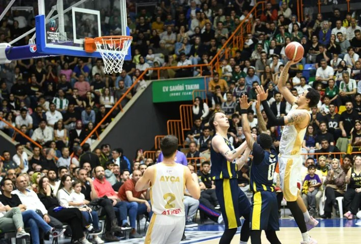 Konya Büyükşehir Belediyespor, Seriyle Beraberliği Sağladı