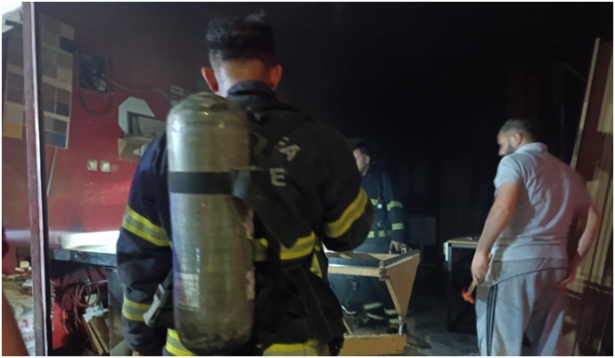 Haliliye’de Mobilya Dükkanında Çıkan Yangın Korkuttu