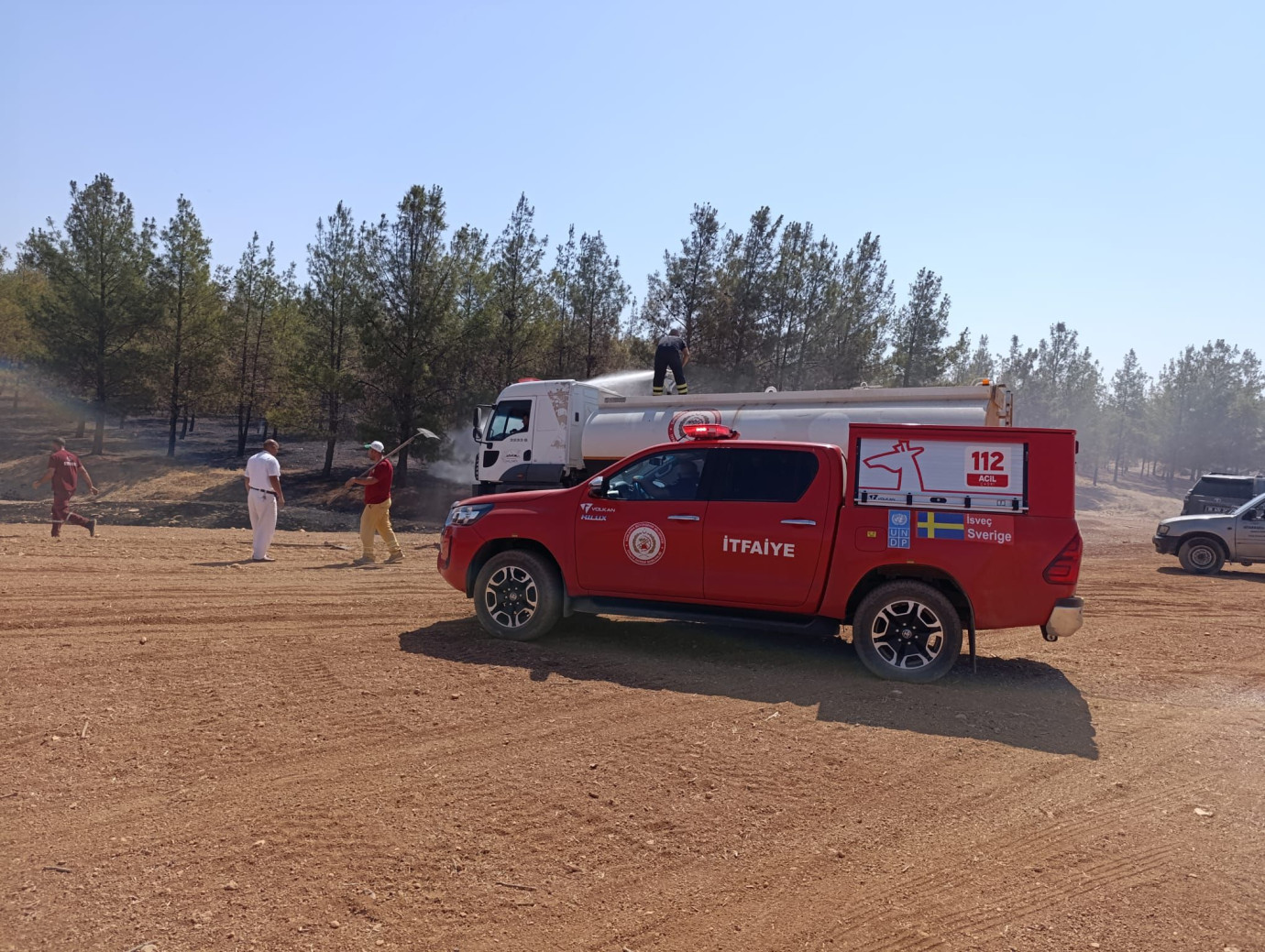 Haliliye’de Ormanlık Alanda Çıkan Yangın Söndürüldü