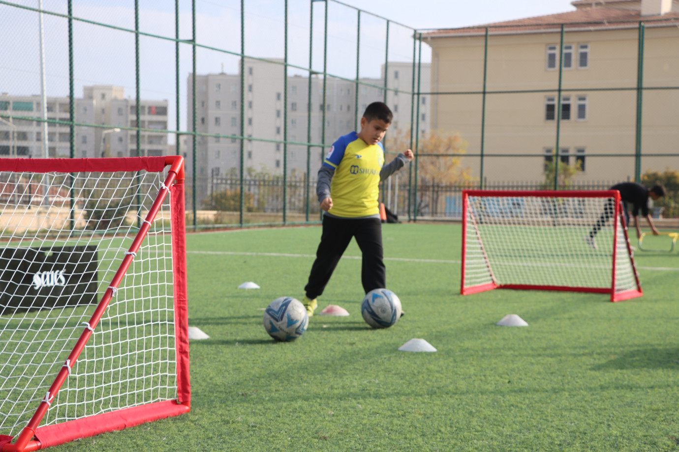 Karaköprü'de Gençler Sporla Büyüyor-(VİDEO)