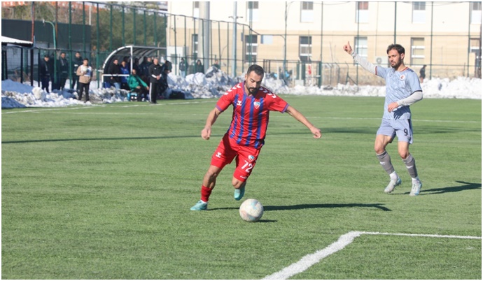 Viranşehir Belediyespor Liderliğini Korudu, İlk Yarıyı Zirvede Tamamladı