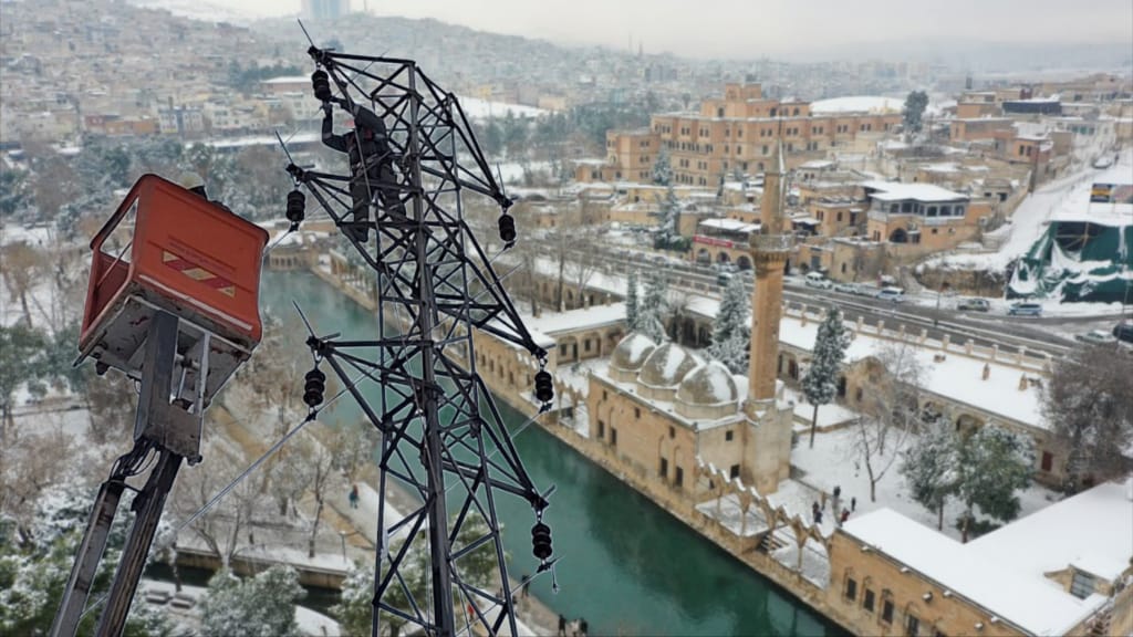 DEDAŞ’tan Kar Alarmı: Şanlıurfa Genelinde Planlı Kesintiler Durduruldu