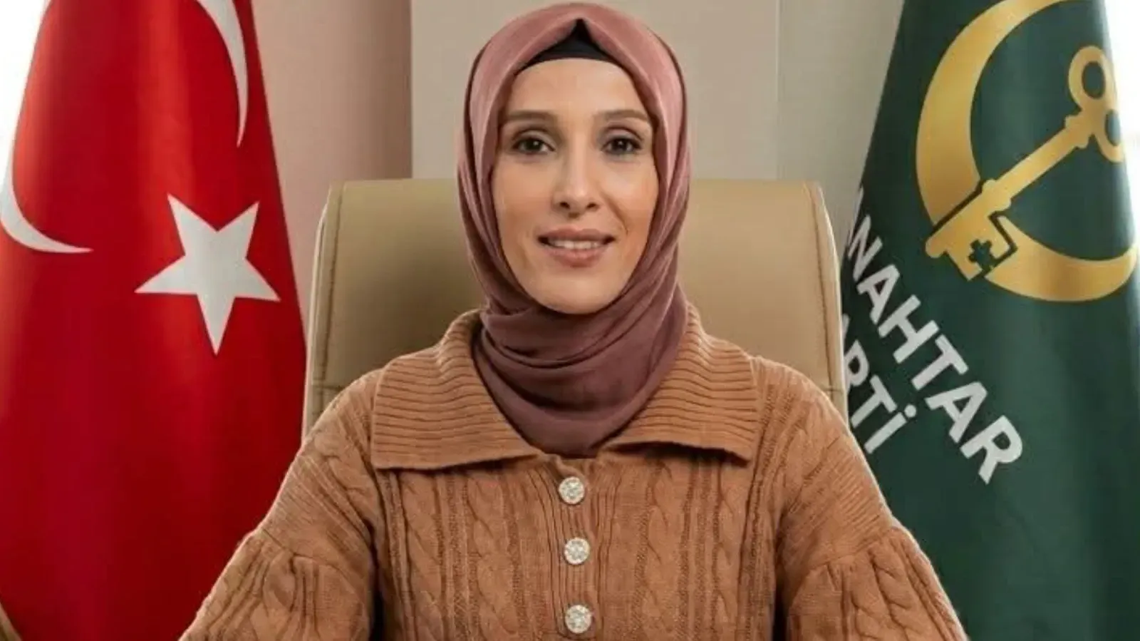 “Makamdan Önce Duruş” Diyerek İstifa Etti