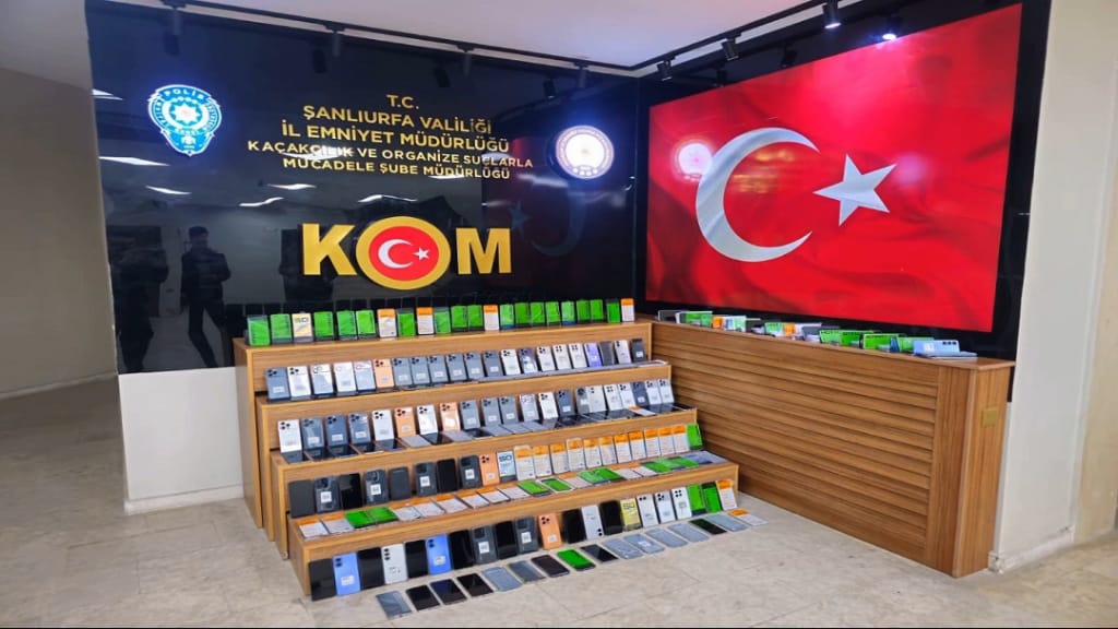 Şanlıurfa’da 4 Milyon Liralık Kaçak Cep Telefonu Ele Geçirildi