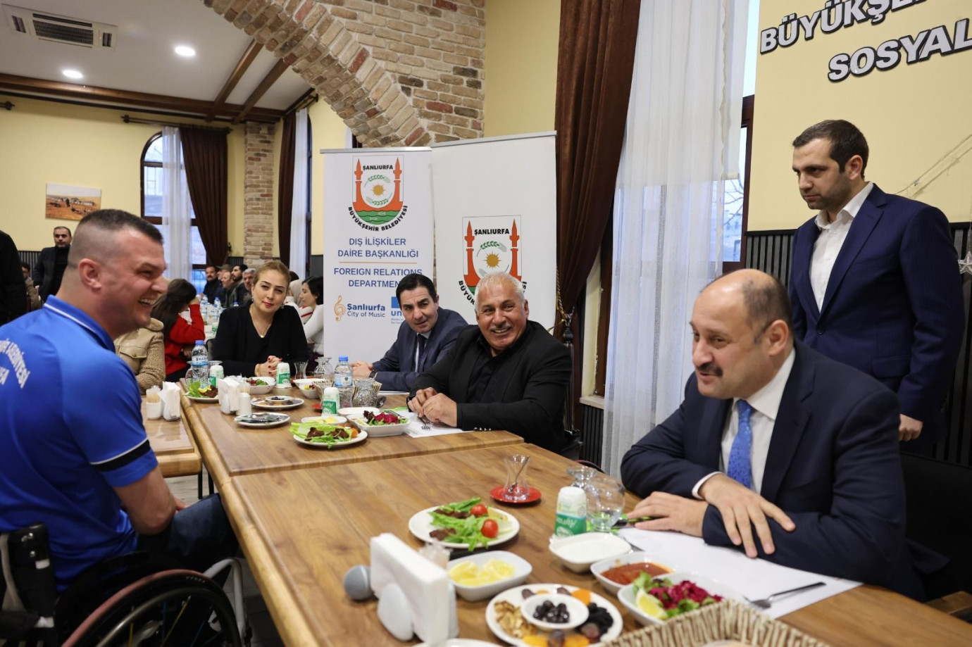 Başkan Gülpınar, Engelli Bireylerle İftar Sofrasında Buluştu-(VİDEO)