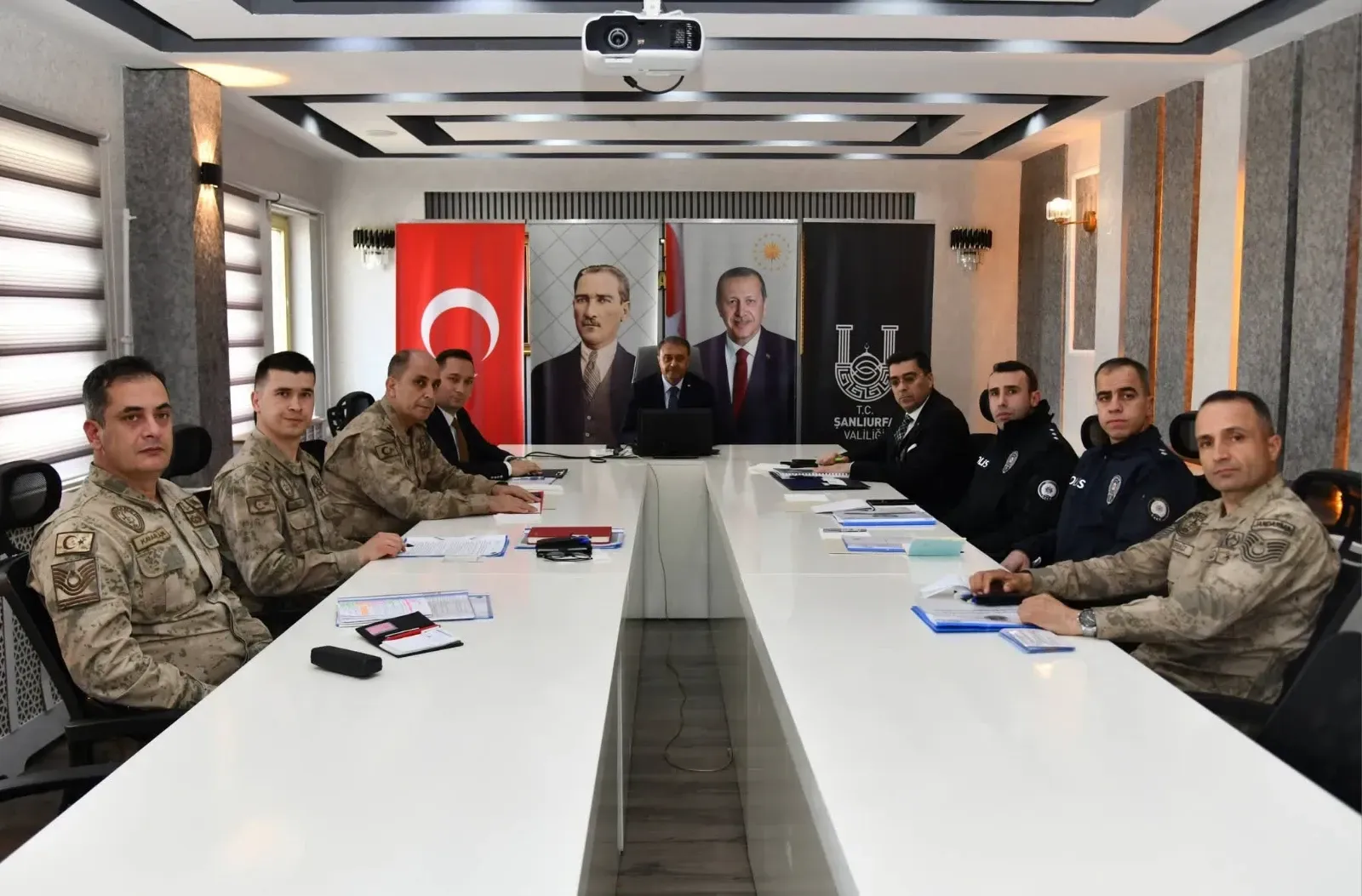 Halfeti’de Asayiş ve Güvenlik Toplantısı Yapıldı