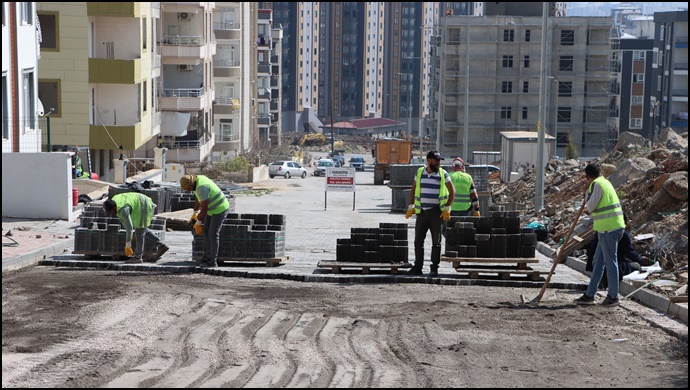 Karaköprü’de Yollar Yeni Sezona Hazırlanıyor-(VİDEO)