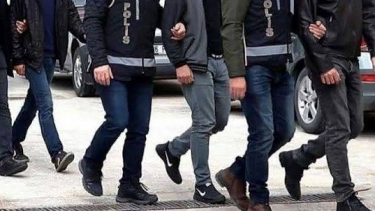 Gürlek: DEAŞ terör örgütüne karşı 34 ilde eş zamanlı operasyon gerçekleştirilmiştir