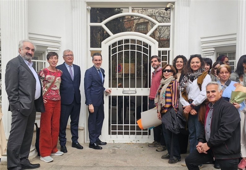 İspanya'nın Tahran Büyükelçiliği Yeniden Faaliyete Geçti