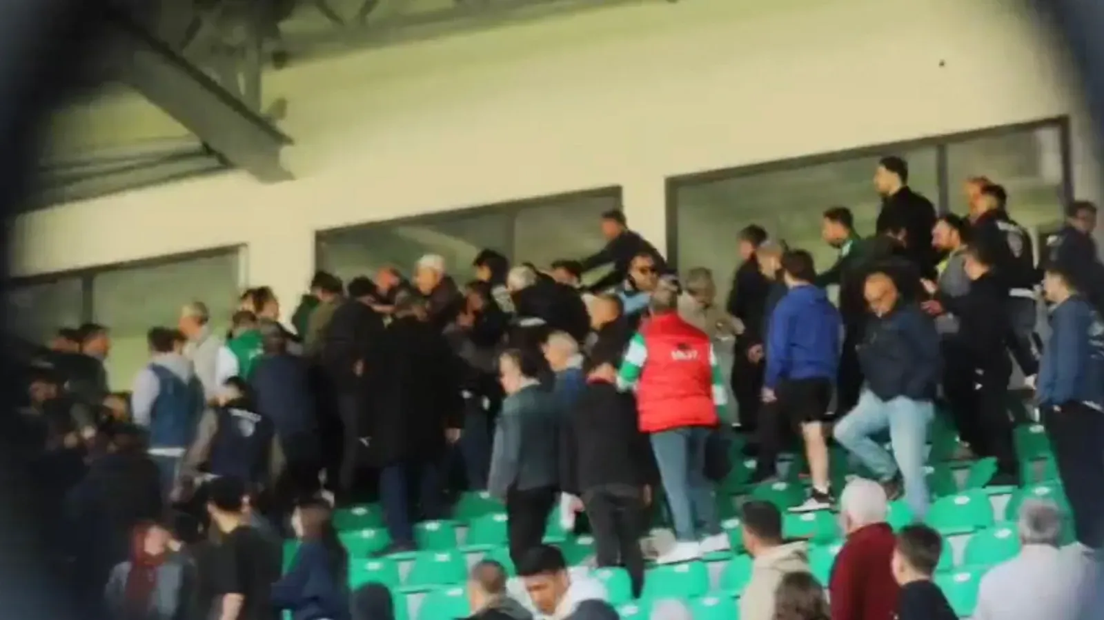 Muğla 'da Şanlıurfaspor taraftarları ve Yöneticilerine Saldırı