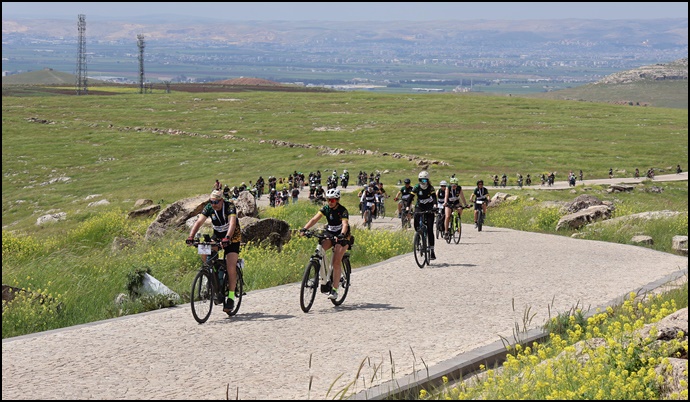 2. Göbeklitepe Bisiklet Festivali’nde 250 Sporcu Haliliye’de Pedal Çevirdi-(VİDEO)
